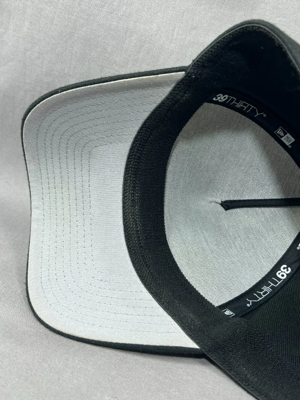 Minnesota Vikings New Era 39Thirty Flex M/L Hat Black Flawless Stripe Mens Cap